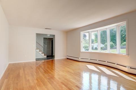 28 Spring Valley Rd, Worcester, MA 01609 photo 7