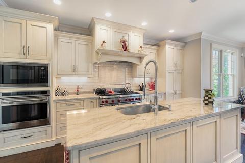 10 Prides Cir, Andover, MA 01810 photo 9
