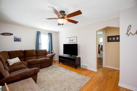 46 Burnside Ter, Springfield, MA 01118 photo 5