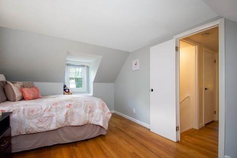46 Burnside Ter, Springfield, MA 01118 photo 18