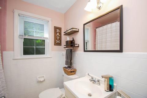46 Burnside Ter, Springfield, MA 01118 photo 25