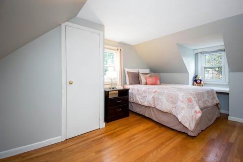 46 Burnside Ter, Springfield, MA 01118 photo 17