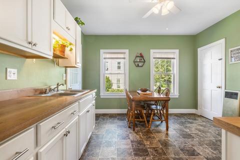 80 Myrtle Ave, Webster, MA 01570 photo 7
