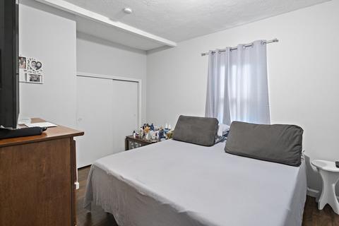 26 Valley St, Everett, MA 02149 photo 4