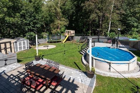10 Forkey Ave, Worcester, MA 01603 photo 34