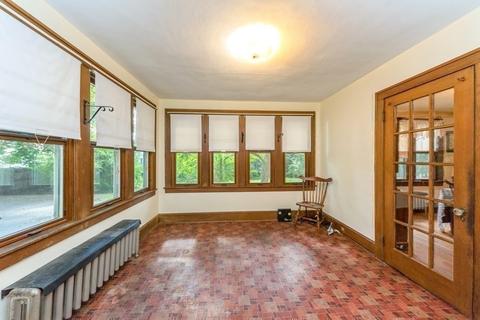 15 Ashland Ave, Springfield, MA 01119 photo 14