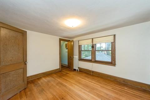 15 Ashland Ave, Springfield, MA 01119 photo 23