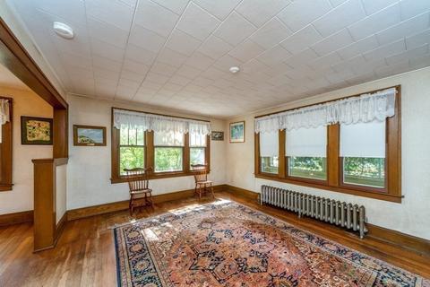 15 Ashland Ave, Springfield, MA 01119 photo 8