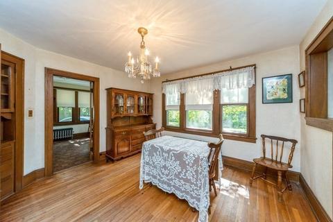 15 Ashland Ave, Springfield, MA 01119 photo 12