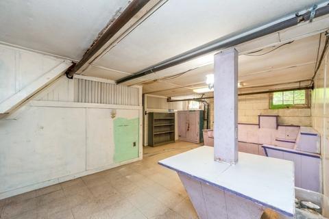 15 Ashland Ave, Springfield, MA 01119 photo 32