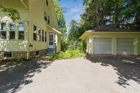 15 Ashland Ave, Springfield, MA 01119 photo 33