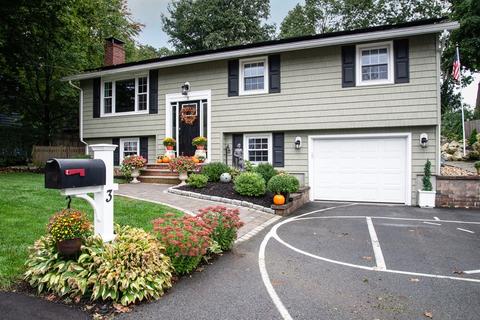 3 Middle St, Beverly, MA 01915 photo 2