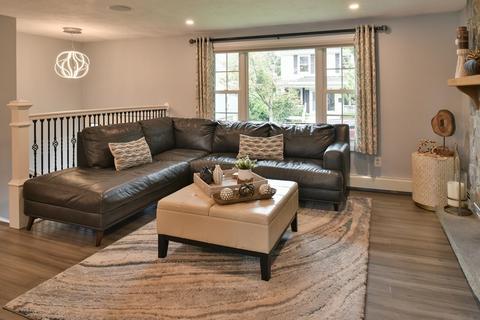 3 Middle St, Beverly, MA 01915 photo 4