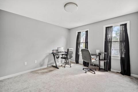 25 Burke St, Springfield, MA 01151 photo 12