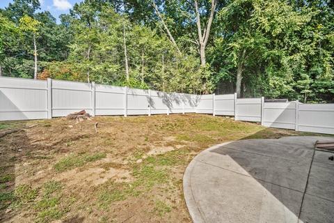25 Burke St, Springfield, MA 01151 photo 27