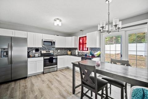 25 Burke St, Springfield, MA 01151 photo 10