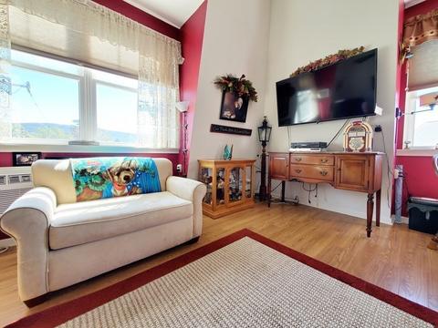 2 Mechanic St #U, Easthampton, MA 01027 photo 4