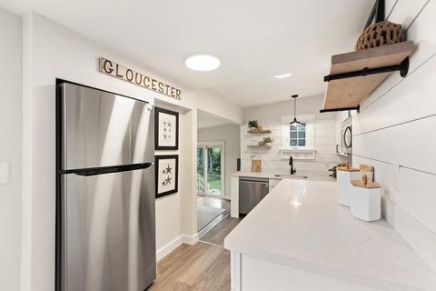 21 Clearview Ave, Gloucester, MA 01930 photo 13