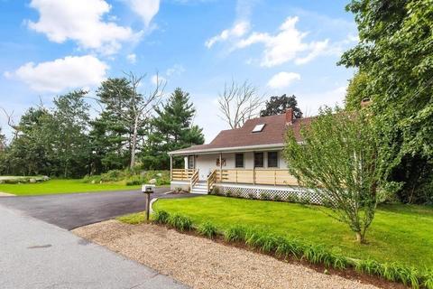 21 Clearview Ave, Gloucester, MA 01930 photo 2