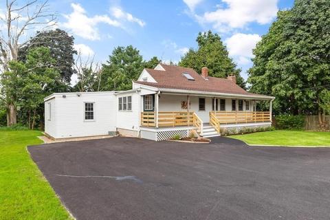 21 Clearview Ave, Gloucester, MA 01930 photo 4