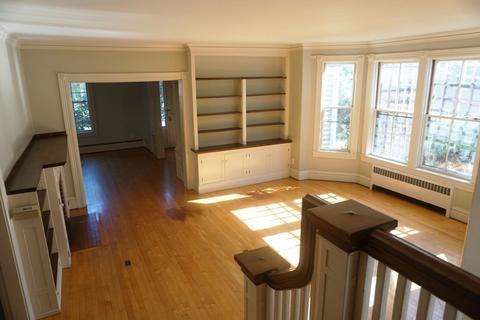 19 Maple St, Uxbridge, MA 01569 photo 11