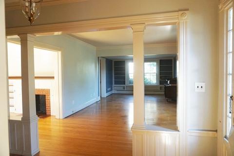 19 Maple St, Uxbridge, MA 01569 photo 15