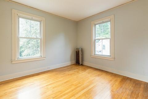 19 Maple St, Uxbridge, MA 01569 photo 24