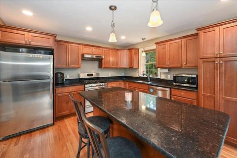 190 Arrowhead Rd, Dighton, MA 02715 photo 3