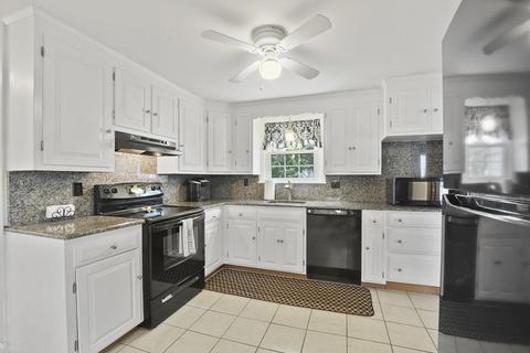 185 Pine St, Danvers, MA 01923 photo 6