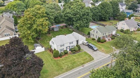 185 Pine St, Danvers, MA 01923 photo 1