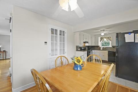 185 Pine St, Danvers, MA 01923 photo 9