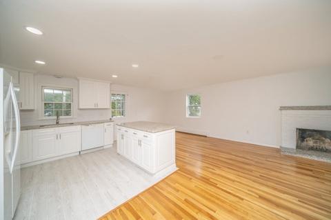 6 Cunningham Dr, Framingham, MA 01701 photo 7