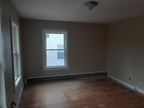 44 Park St, Ware, MA 01082 photo 7