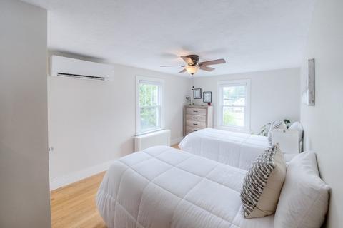 4 Saint Marks Rd, Worcester, MA 01606 photo 16