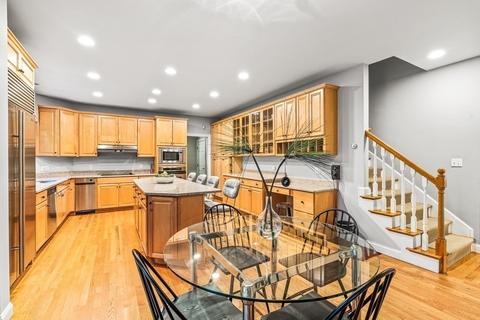 384 West St, Dedham, MA 02026 photo 3
