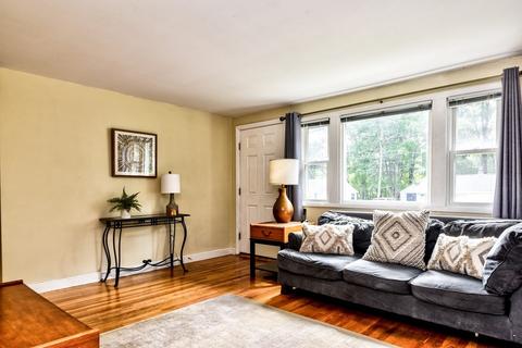 39 Simpson Dr, Framingham, MA 01701 photo 3