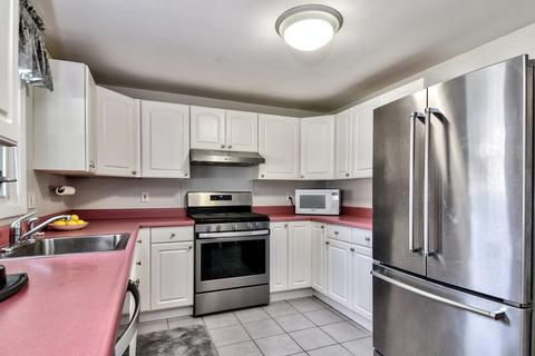 39 Simpson Dr, Framingham, MA 01701 photo 10