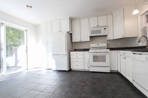 48 Camp St #11, Barnstable, MA 02601 photo 3