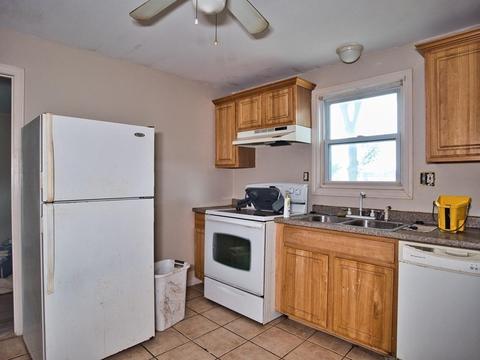 104 Choate St #4, Fall River, MA 02723 photo 2