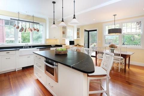 73 Naples Rd, Brookline, MA 02445 photo 10