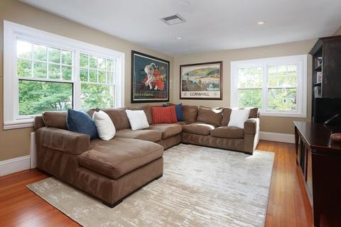 73 Naples Rd, Brookline, MA 02445 photo 14