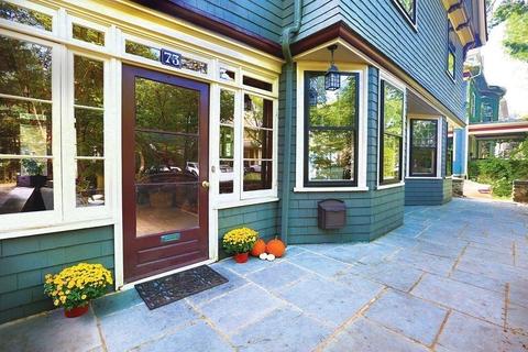 73 Naples Rd, Brookline, MA 02445 photo 2