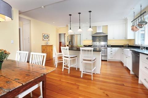 73 Naples Rd, Brookline, MA 02445 photo 12