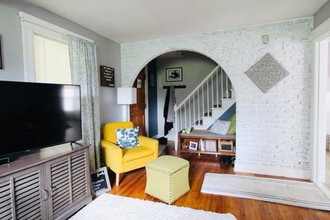 4 Pine View Ave, Worcester, MA 01603 photo 5