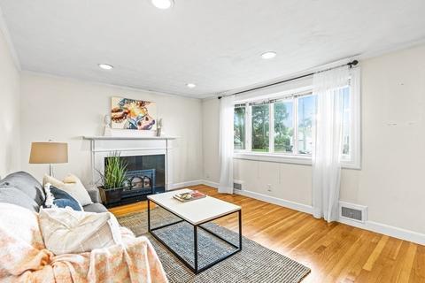 21 Dewitt Rd, Stoneham, MA 02180 photo 7
