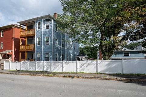 62 Stanton, Worcester, MA 01605 photo 3