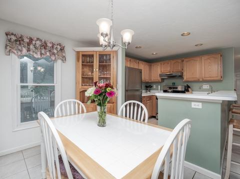 33 Midgley Ln, Worcester, MA 01604 photo 7