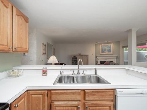 33 Midgley Ln, Worcester, MA 01604 photo 9
