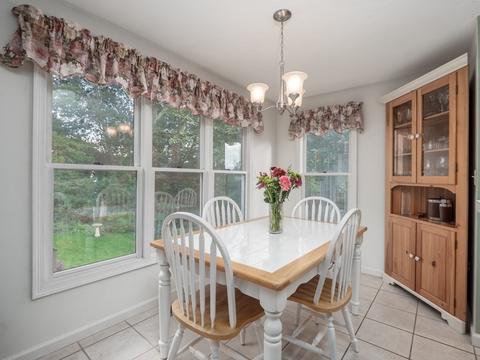 33 Midgley Ln, Worcester, MA 01604 photo 11