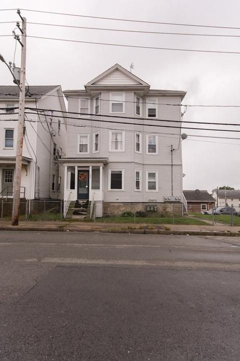 847 Locust St, Fall River, MA 02720 photo 2